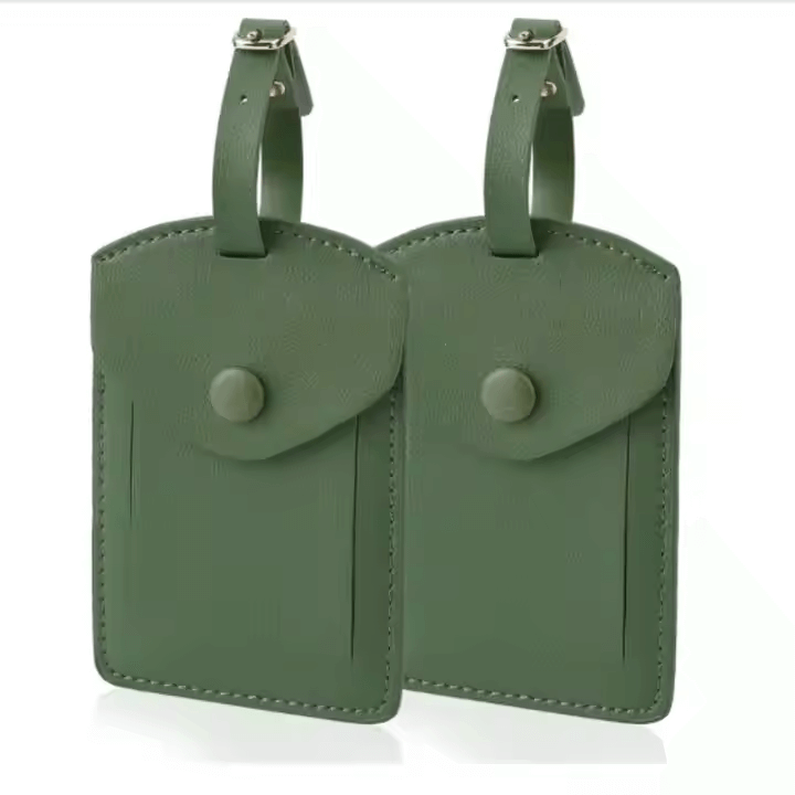 coach leather hang tag​