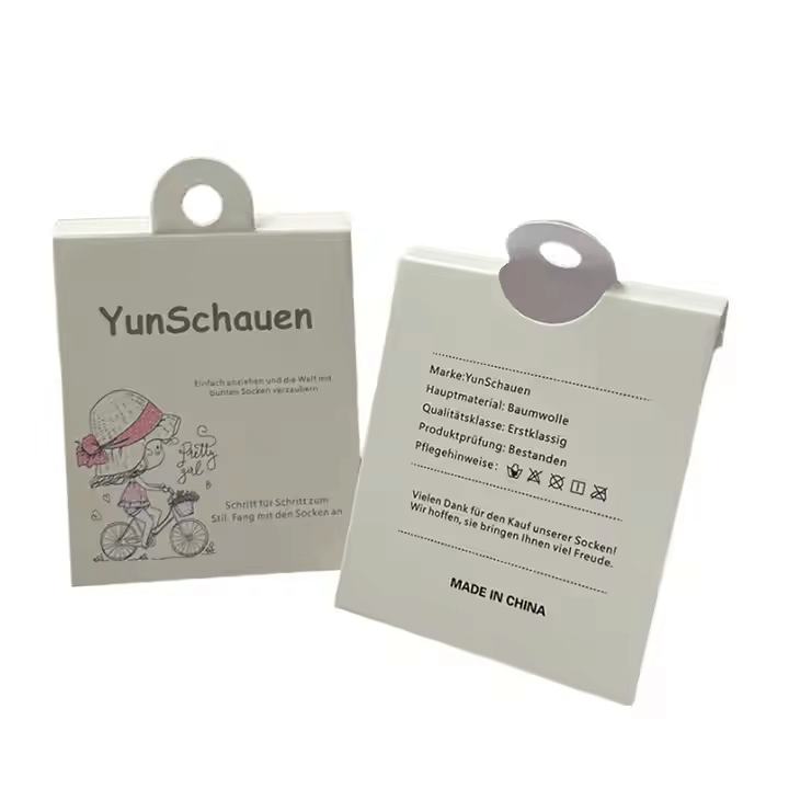 folded hang tags​